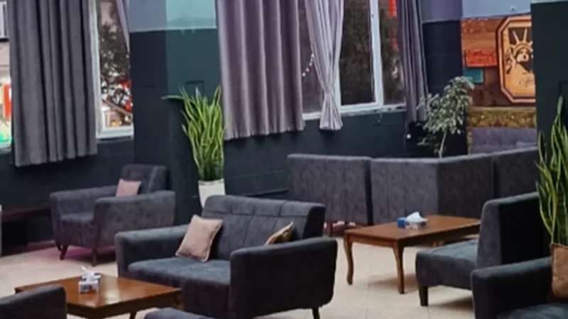 کافه مون نسیم شهر