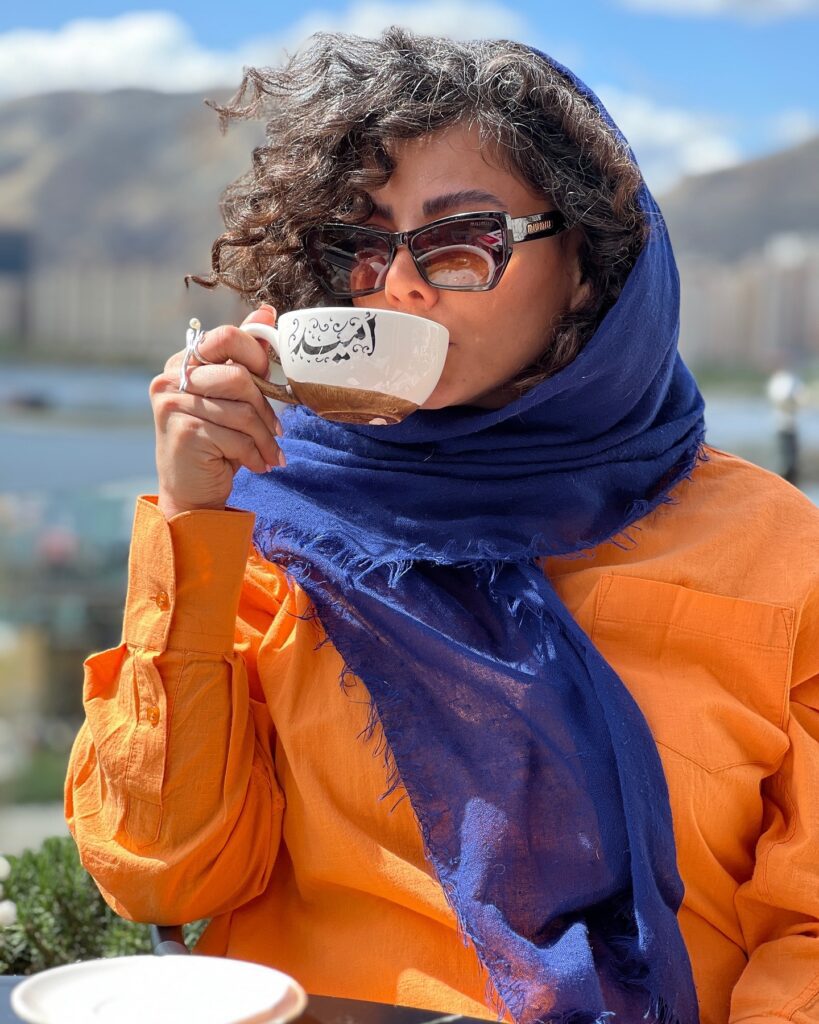 سالن زیبایی منا صارمی