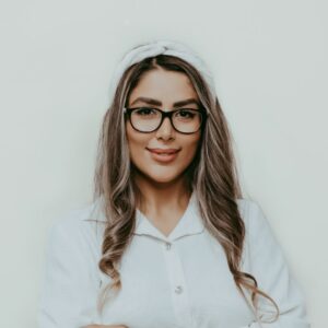 ثمینه حجازیان