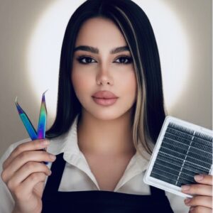 خدمات تخصصی کاشت مژه اکستنشن و بافت مو