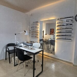 خدمات ناخن کیمیا