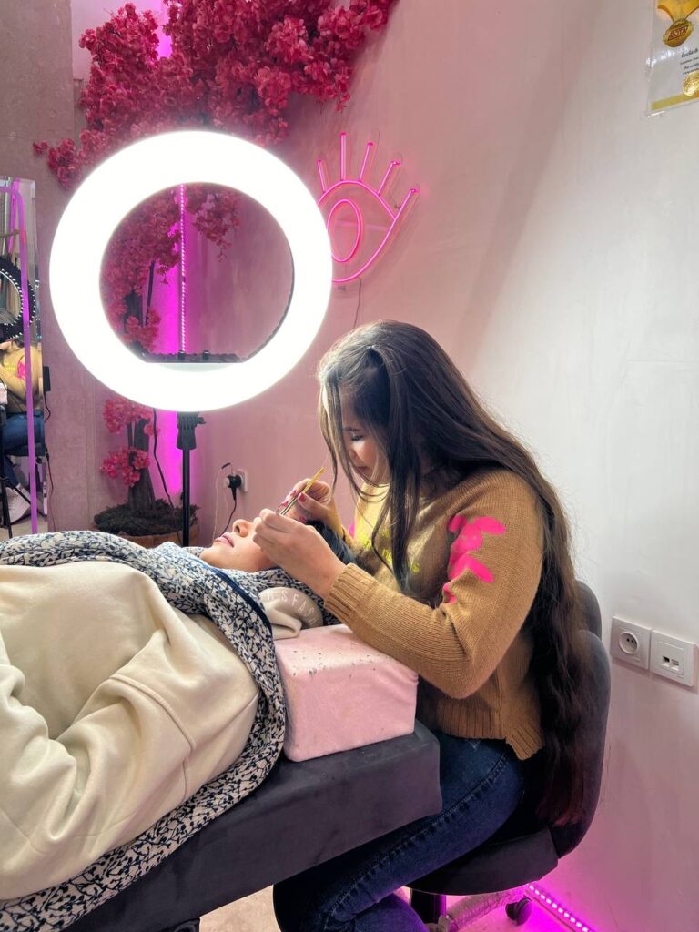 خدمات تخصصی مژه مهسا