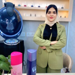 زهرا عَلیکی خدمات تخصصی مو قیامدشت