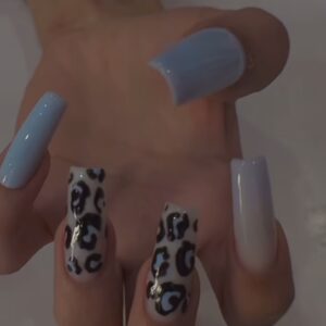 سالن زیبایی کلاسیک بیوتی